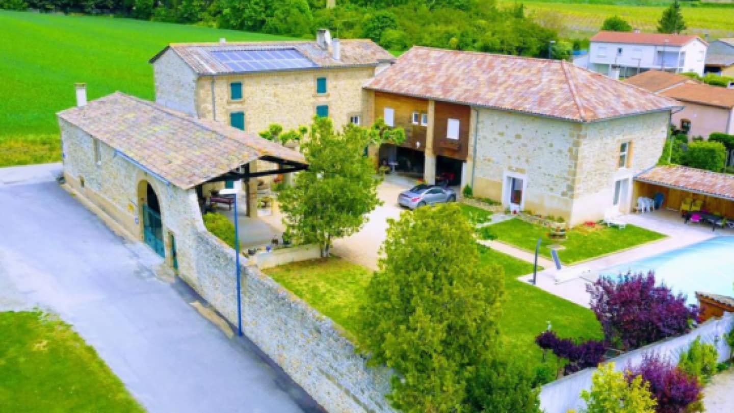 Sandrine Sauvajon : “Vivons l’instant présent, naturellement”